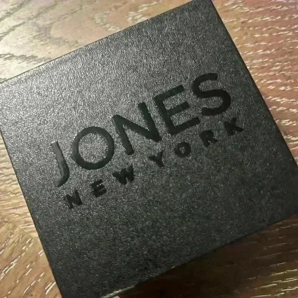 Womens Diamond bracelet - Picture 2 of 6